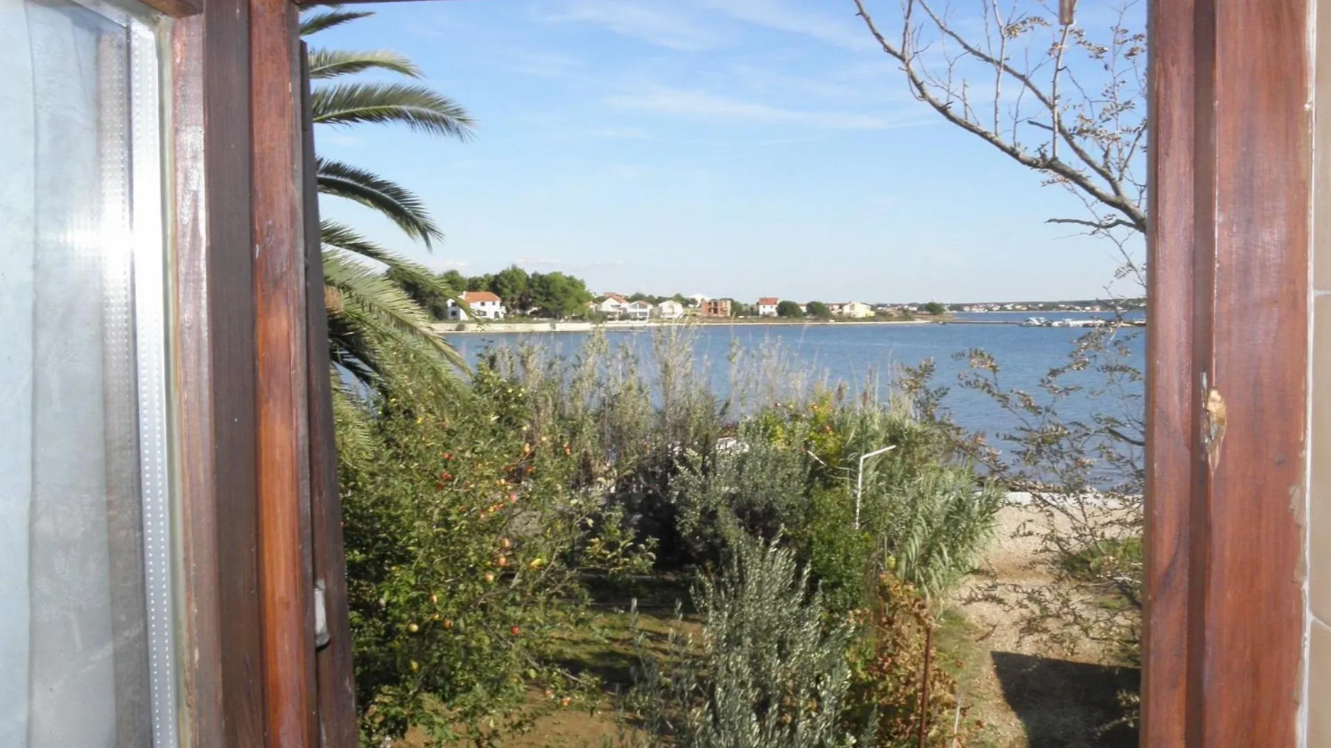 Apartments Teo Privlaka