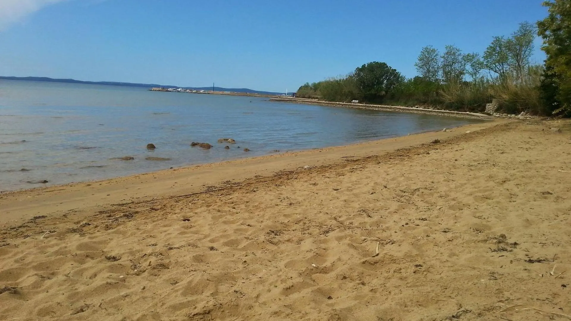 Apartments Teo Privlaka  Croatia